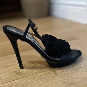 Bagley Mischa Ruffle Heel - size 7.5